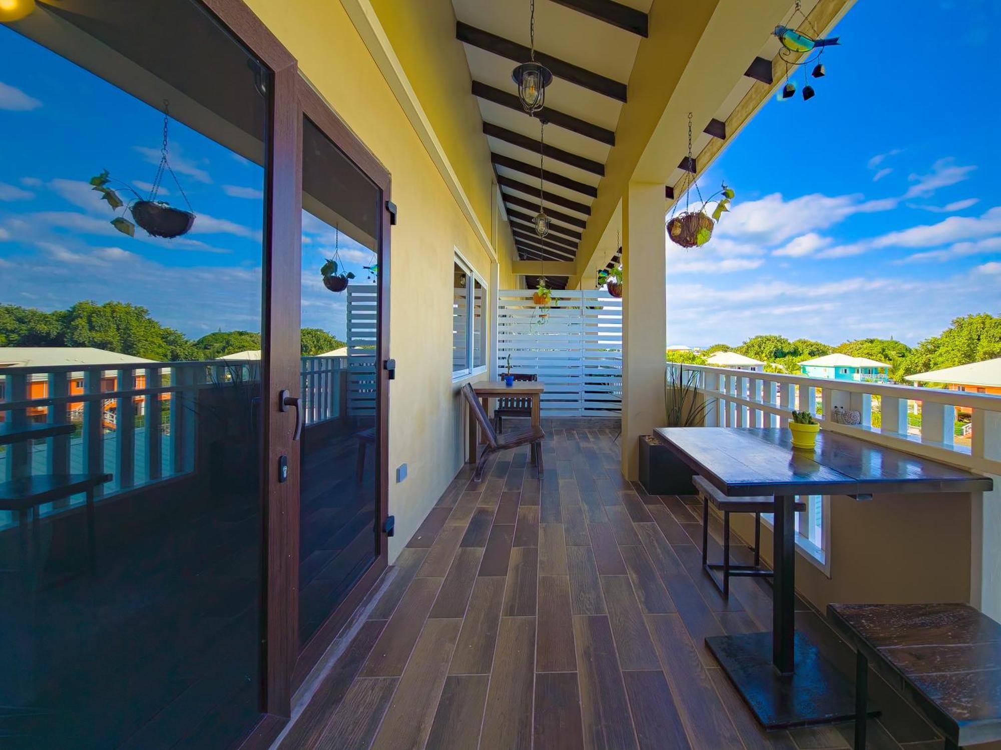 Louis' Apartments Placencia Exterior photo